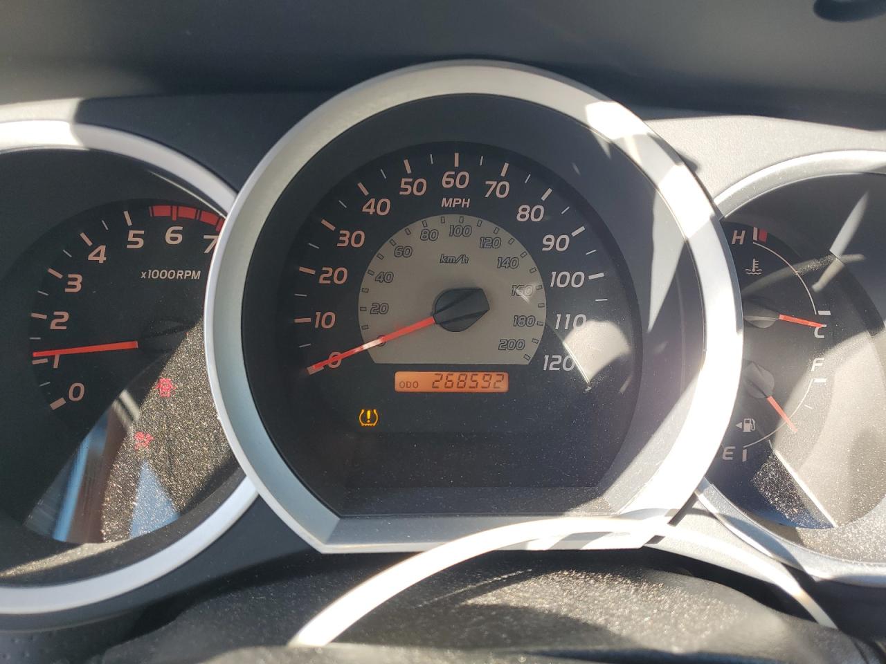 Toyota Tacoma Double Cab Prerunner Image 11