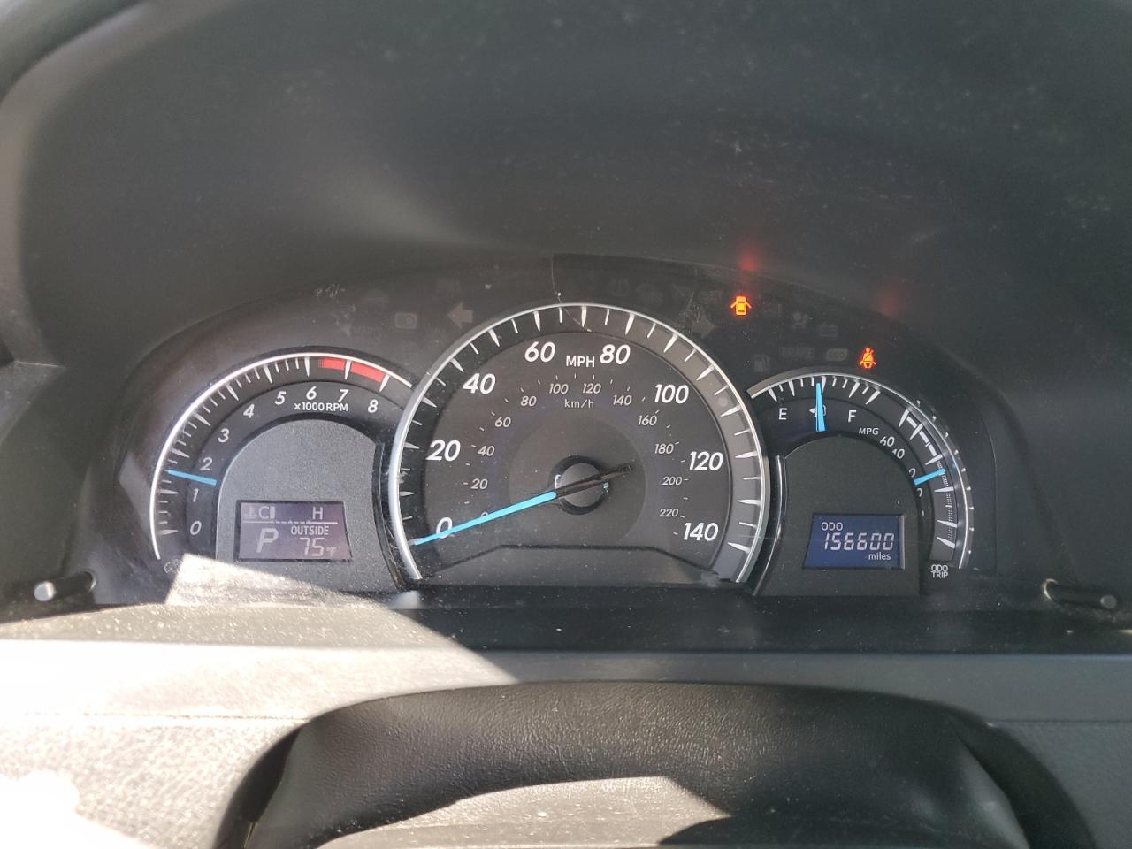 Toyota Camry L Image 8