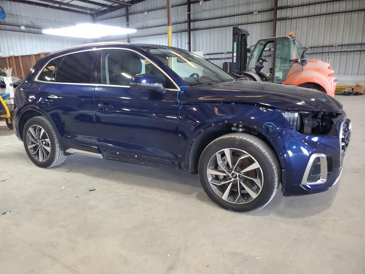 Audi Q5 Premium Plus 45 Image 3