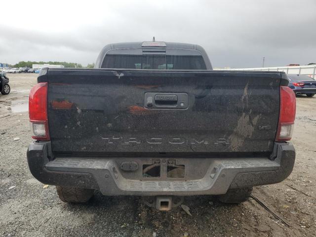 Toyota Tacoma Double Cab Image 8