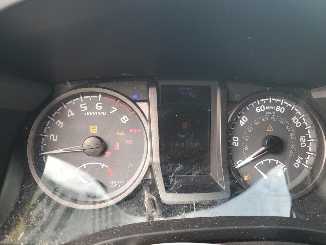 Toyota Tacoma Double Cab Image 5