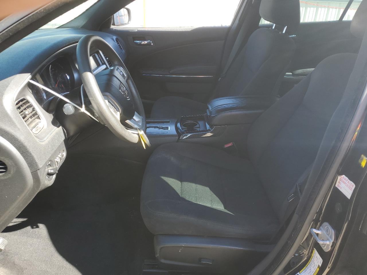 Dodge Charger Se Image 6