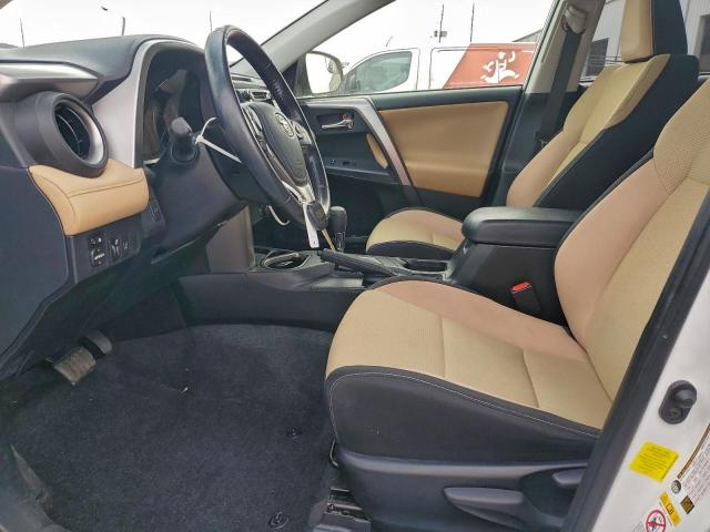 Toyota RAV4 Xle Image 6