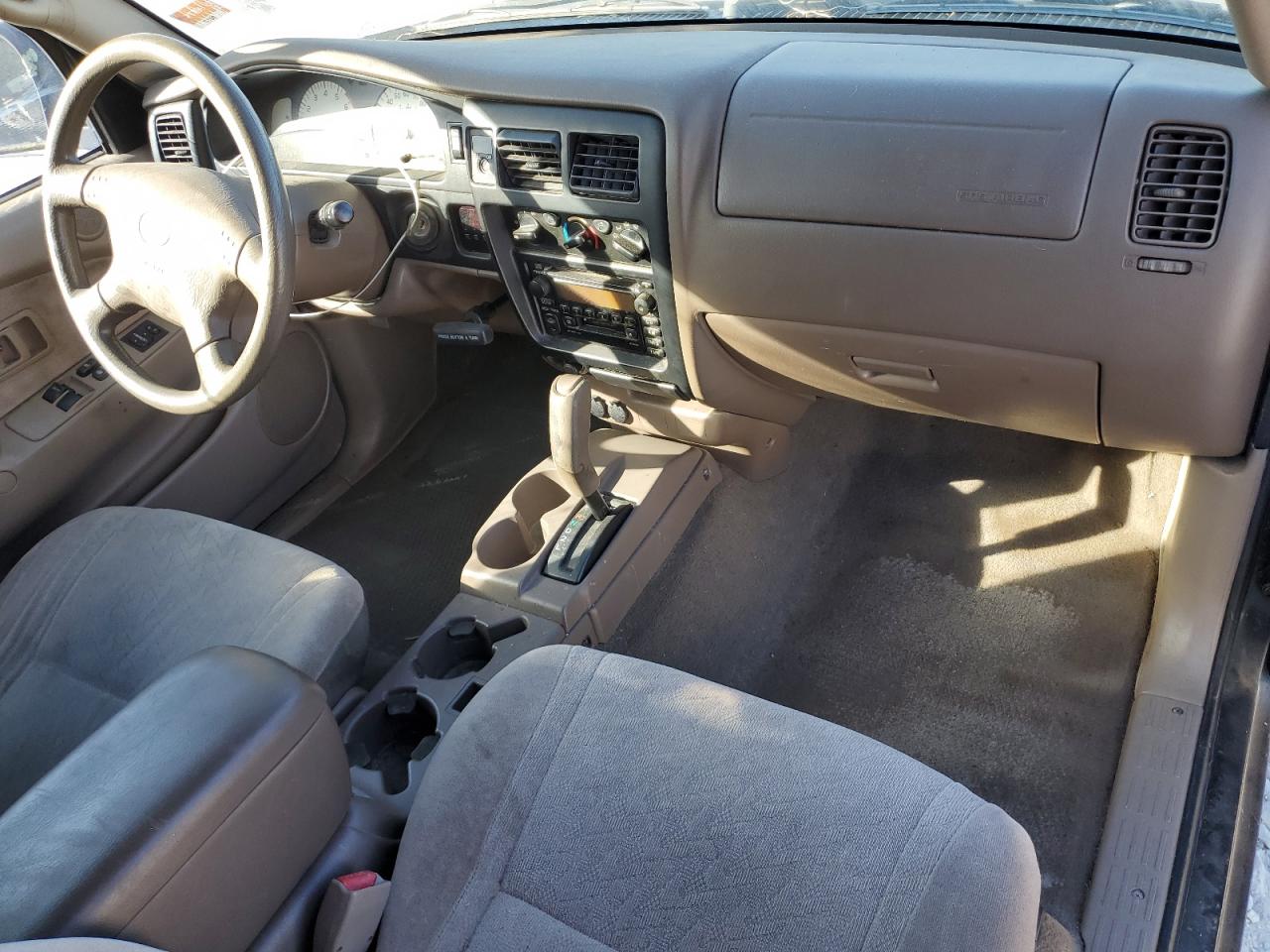 Toyota Tacoma Xtracab Prerunner Image 6