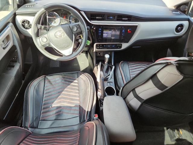 Toyota Corolla L Image 2