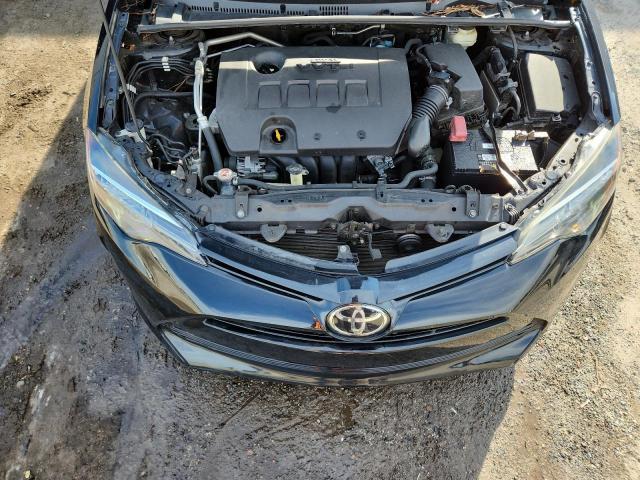 Toyota Corolla L Image 8