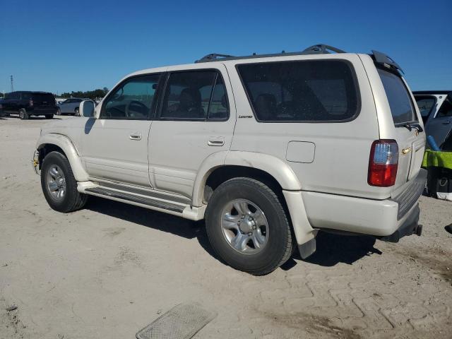 Toyota 4Runner Limited Image 5