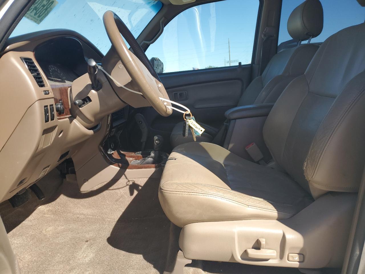 Toyota 4Runner Limited Image 7