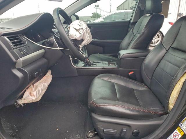 Toyota Camry Le Image 6