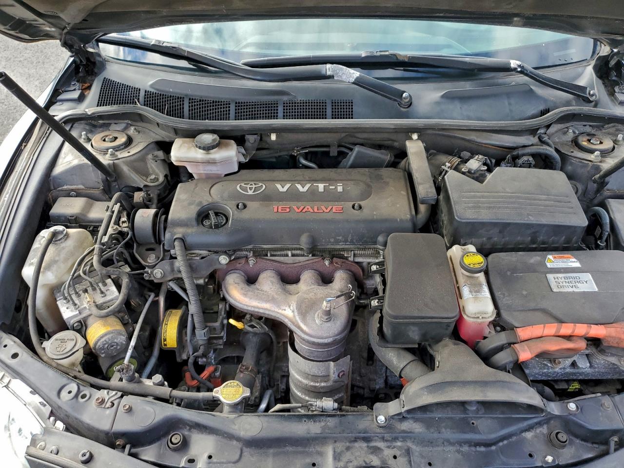 Toyota Camry Hybrid Image 7