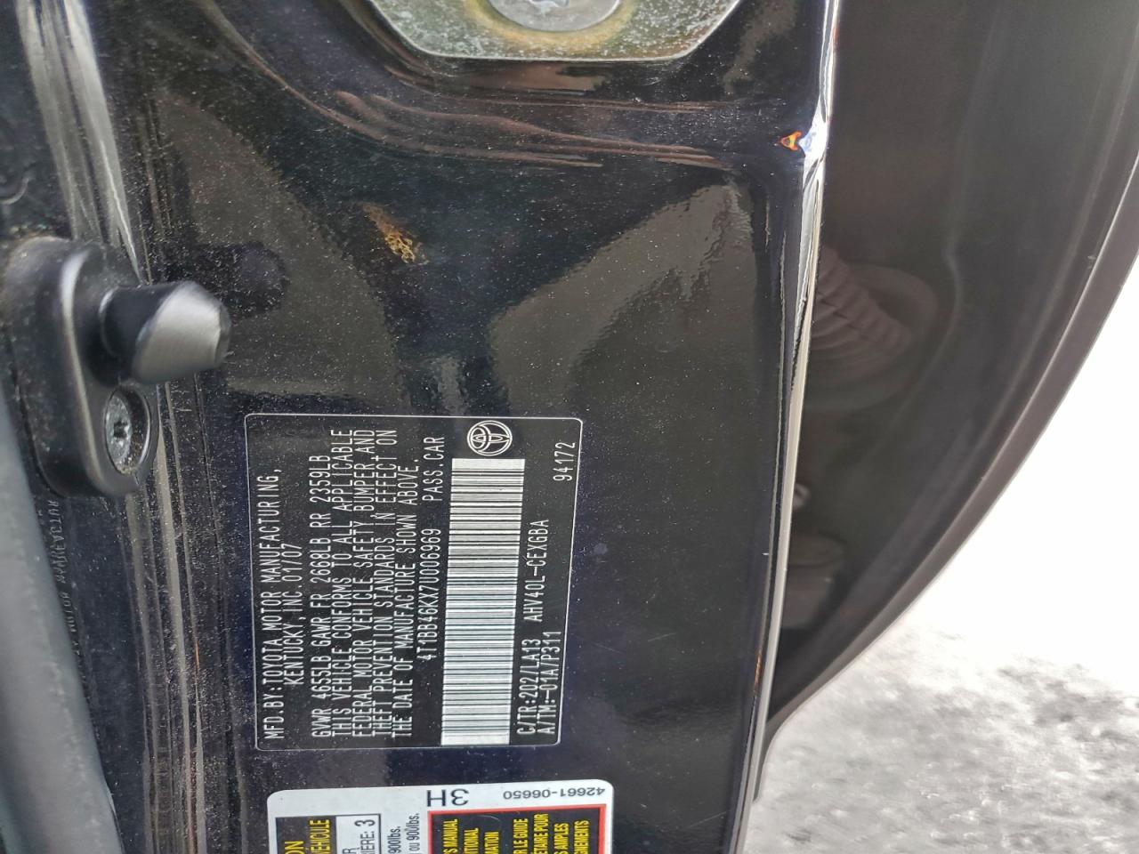 Toyota Camry Hybrid Image 6