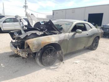  Salvage Dodge Challenger