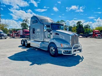  Salvage Kenworth Constructi