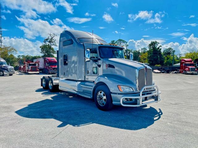  Salvage Kenworth Constructi