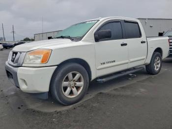  Salvage Nissan Titan