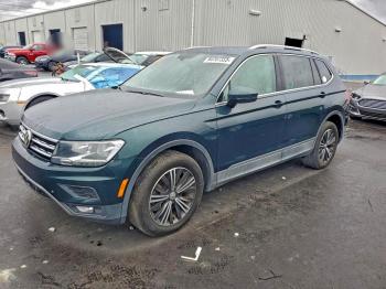  Salvage Volkswagen Tiguan
