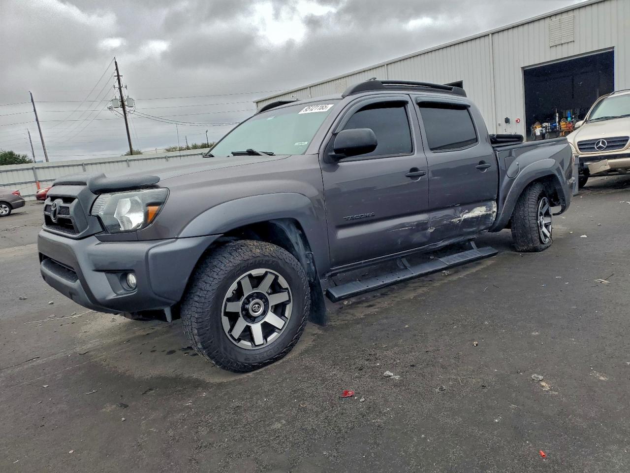Toyota Tacoma Double Cab Prerunner Image 1