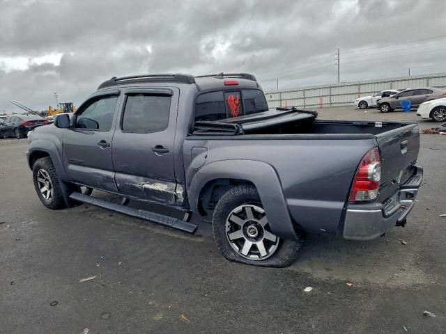 Toyota Tacoma Double Cab Prerunner Image 2