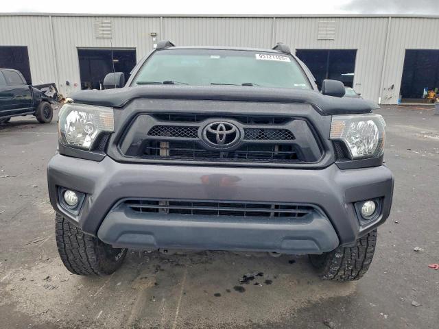 Toyota Tacoma Double Cab Prerunner Image 11