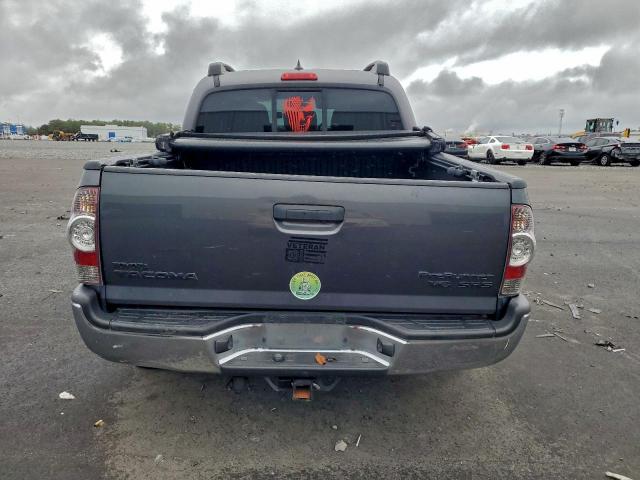 Toyota Tacoma Double Cab Prerunner Image 8