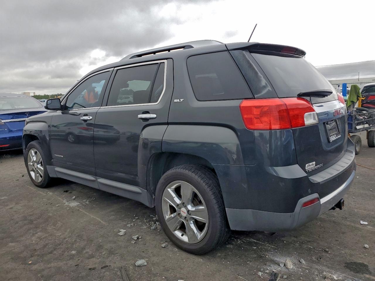 GMC Terrain Slt Image 2