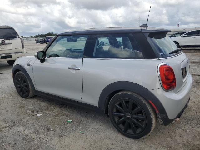MINI Cooper Image 3