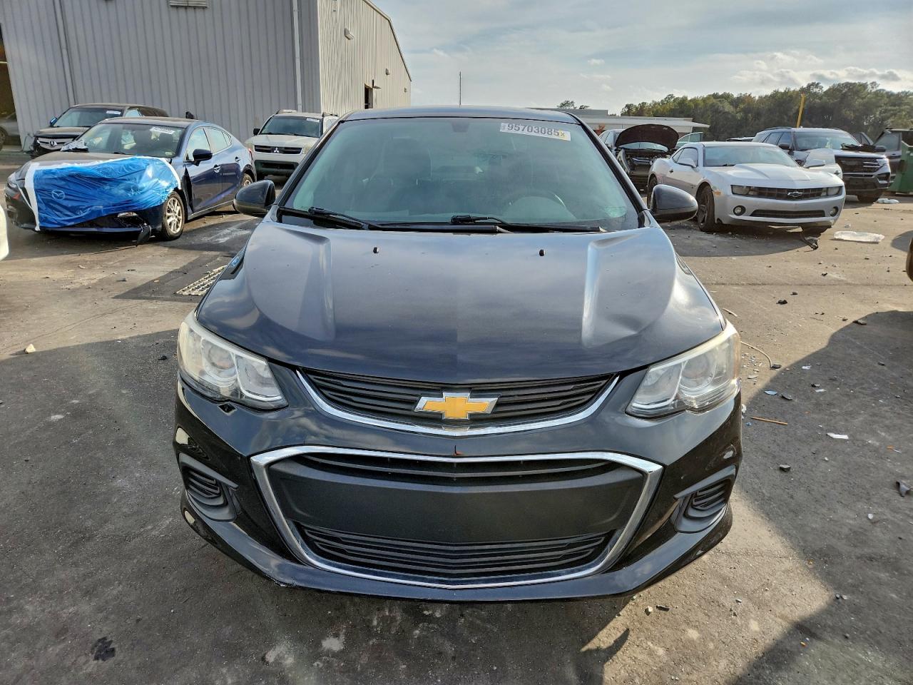Chevrolet Sonic Ls Image 6