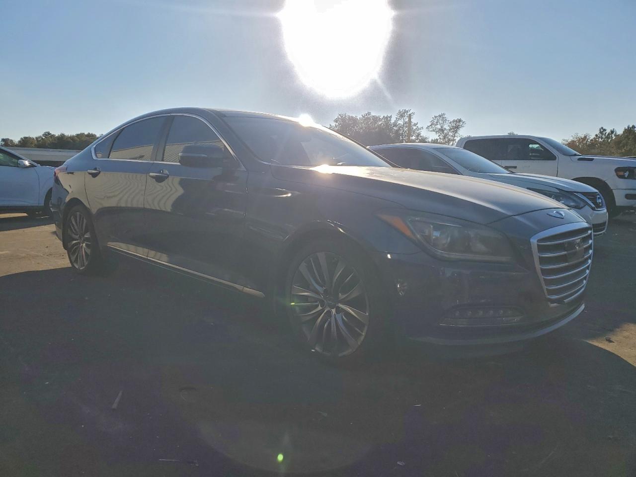 Hyundai Genesis 5.0l Image 10