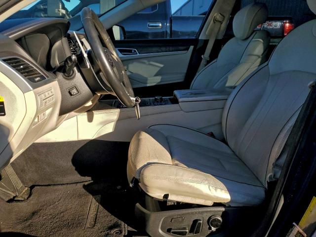 Hyundai Genesis 5.0l Image 11