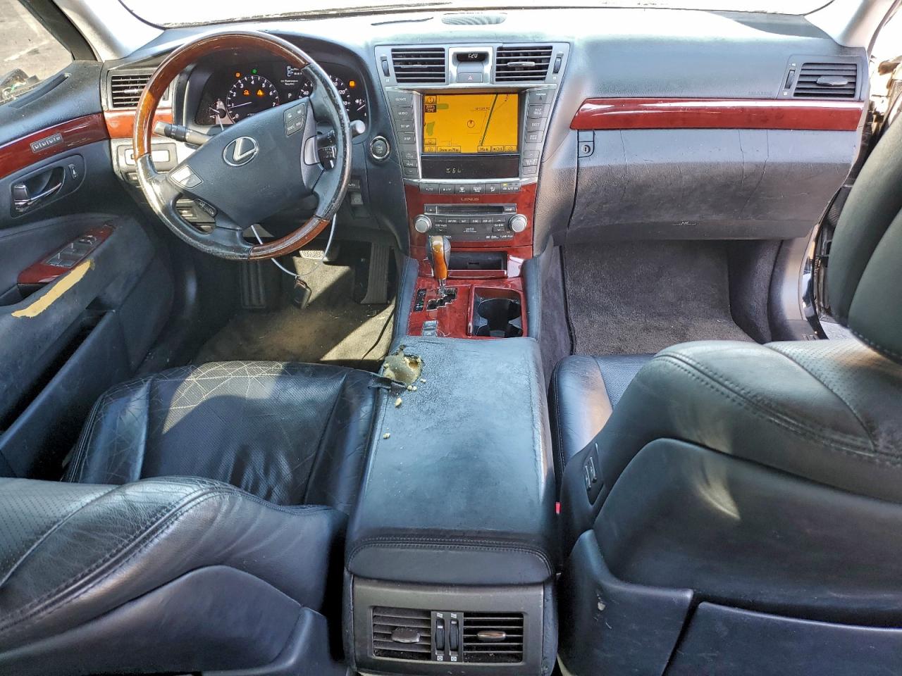 Lexus LS 460 Image 5