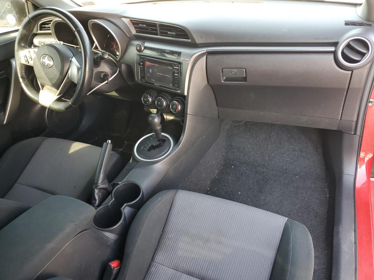 Toyota Scion Image 12