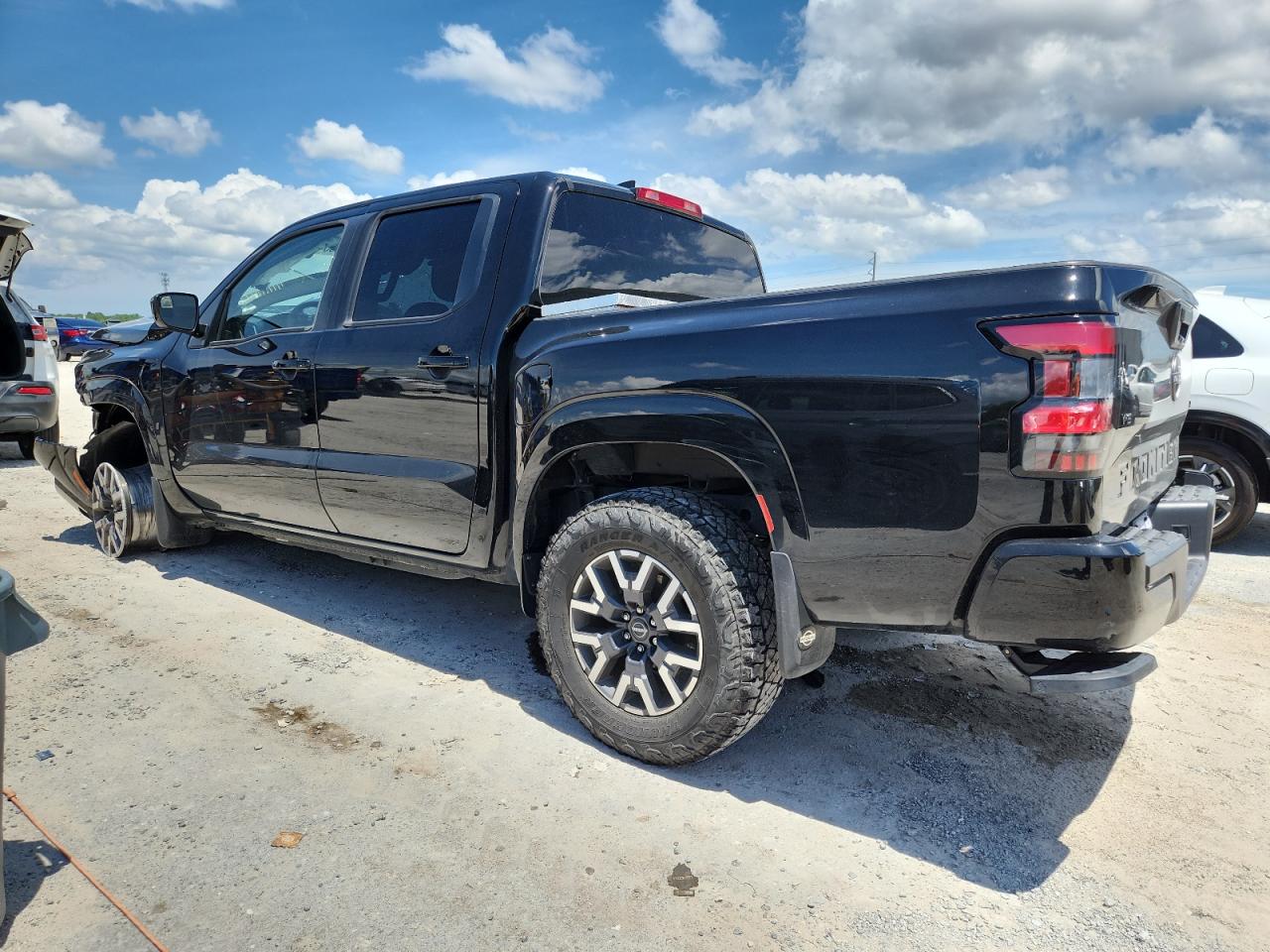 Nissan Frontier S Image 4