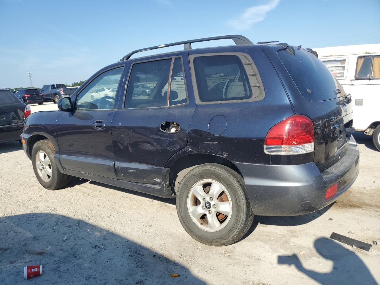 Hyundai SANTA FE Gls Image 9