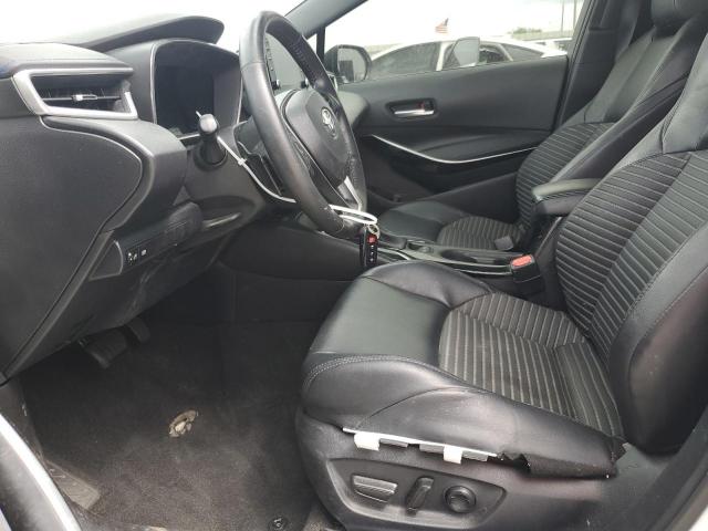 Toyota Corolla Xse Image 8