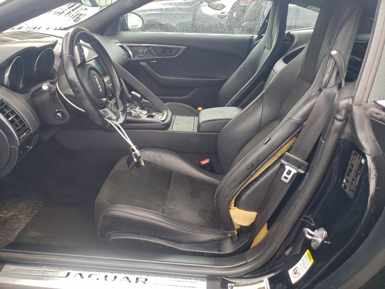 Jaguar F-TYPE Image 9