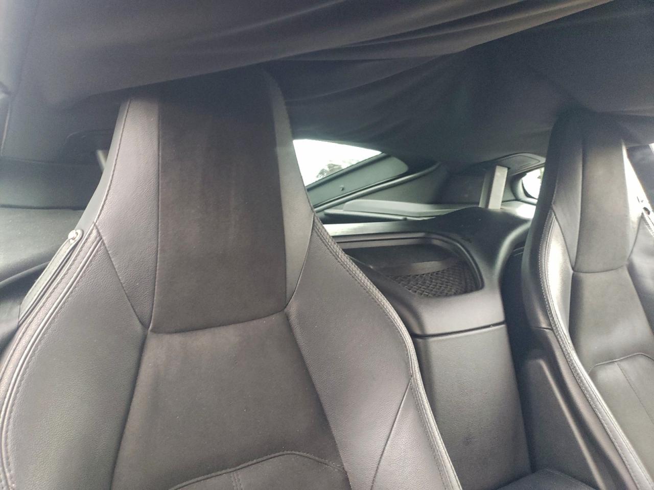 Jaguar F-TYPE Image 11