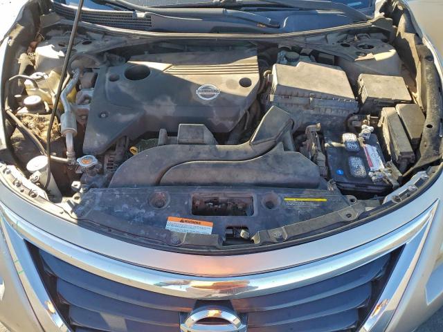 Nissan Altima 2.5 Image 9