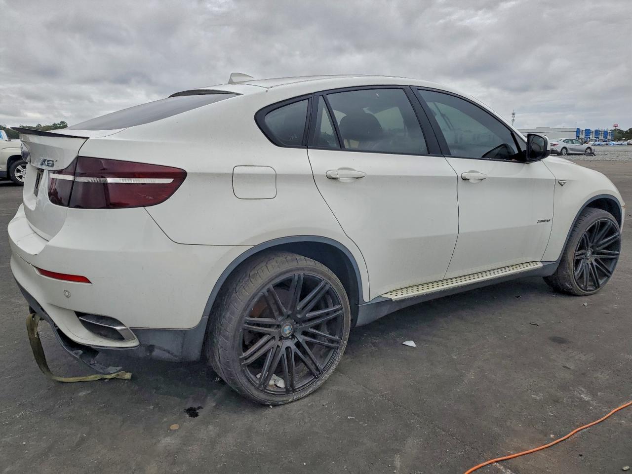 BMW X Series Xdrive50i Image 6