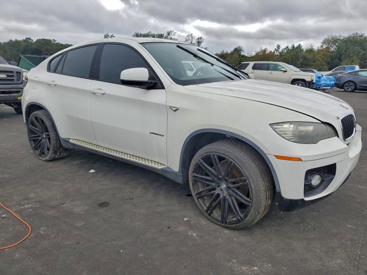 BMW X Series Xdrive50i Image 3