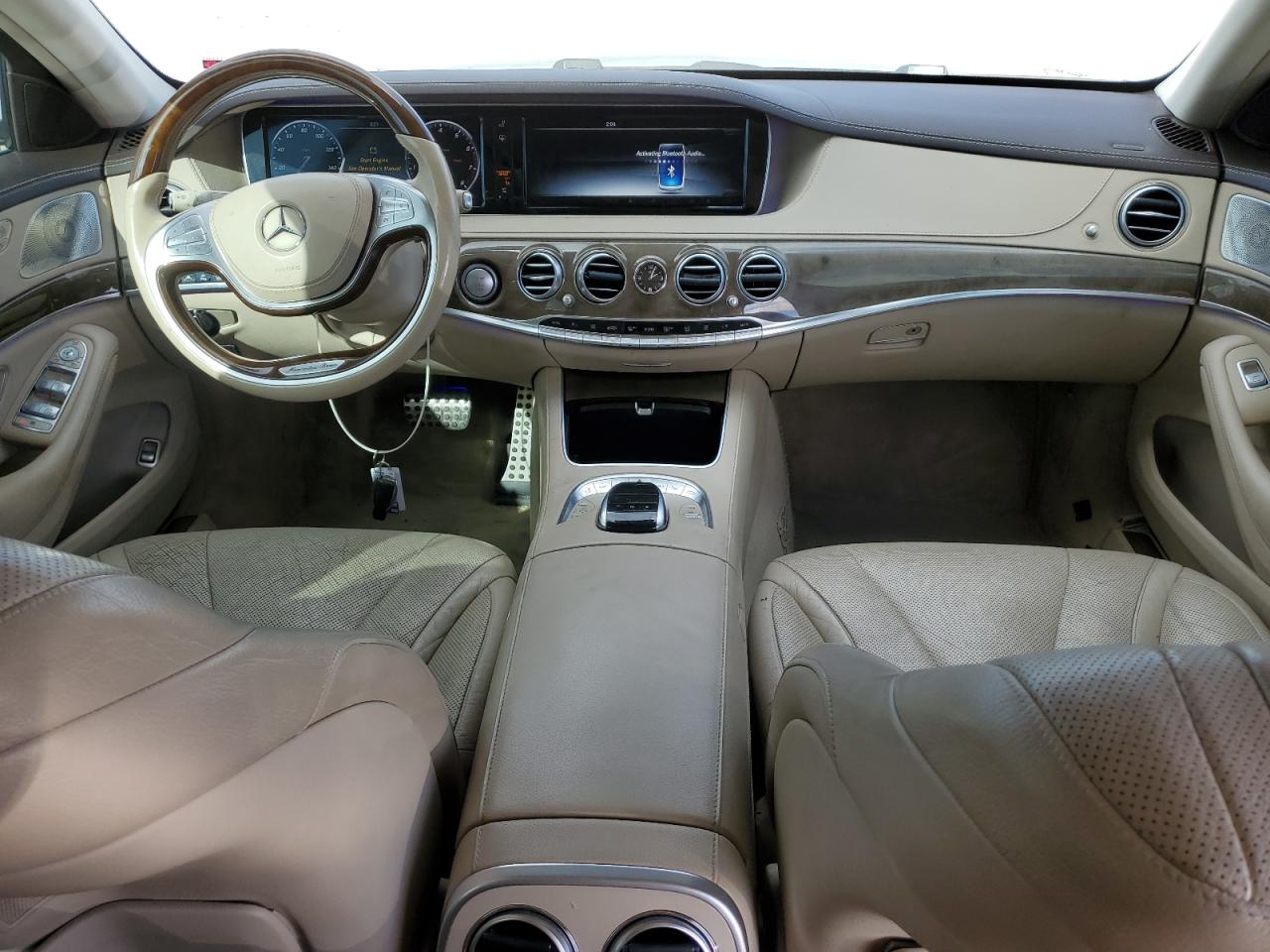 Mercedes-Benz S-Class 550 Image 5
