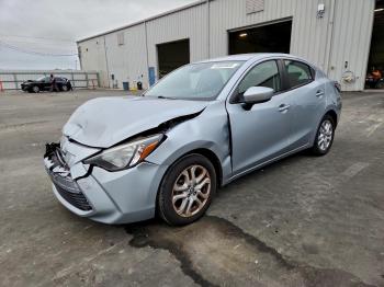  Salvage Toyota Yaris