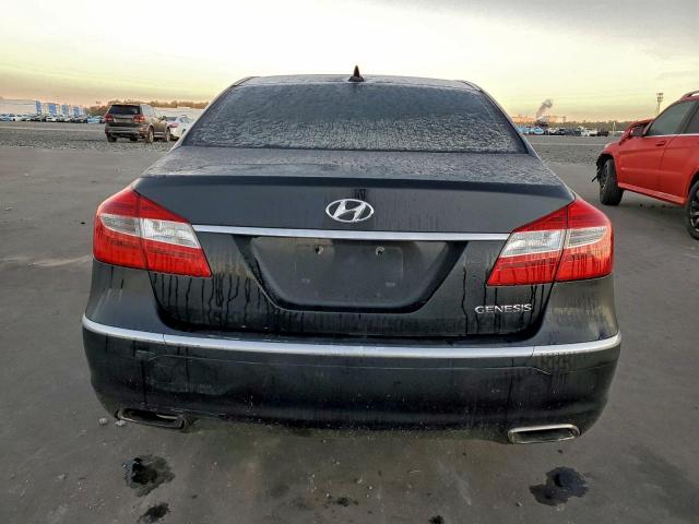 Hyundai Genesis 3.8l Image 11