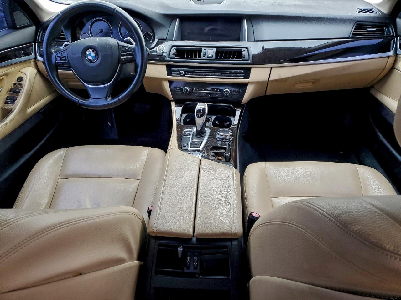 BMW 5 Series I Image 3