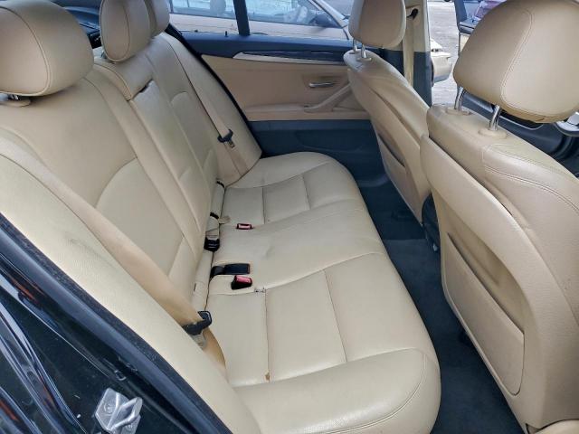 BMW 5 Series I Image 12