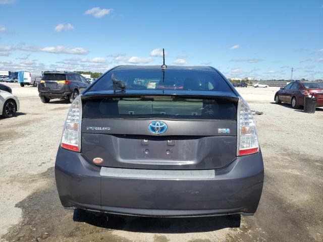 Toyota Prius Image 2