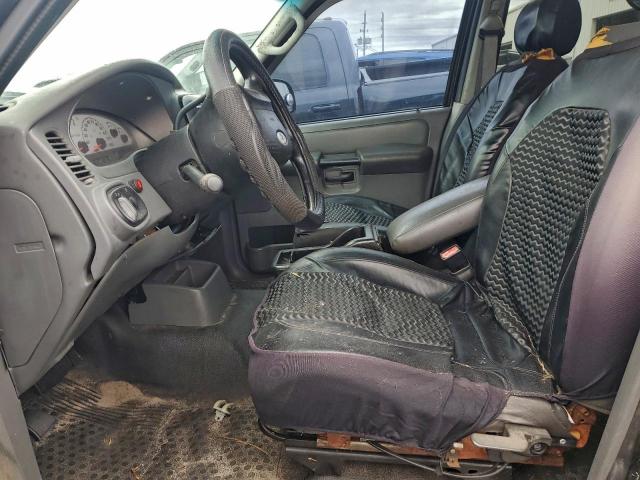 Ford Explorer Image 2