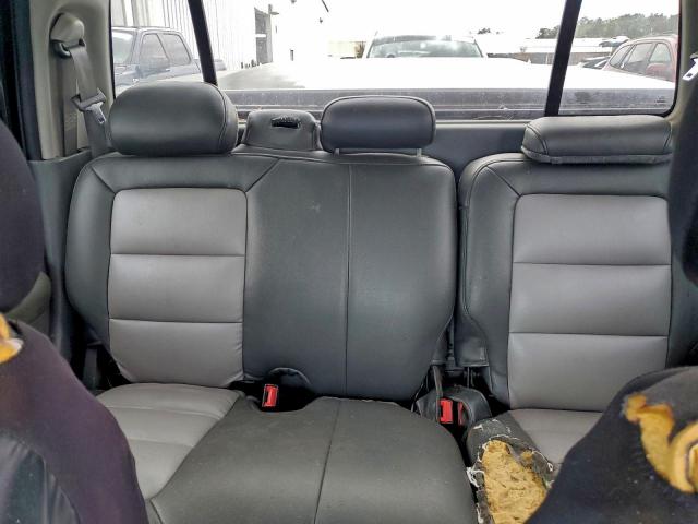 Ford Explorer Image 10