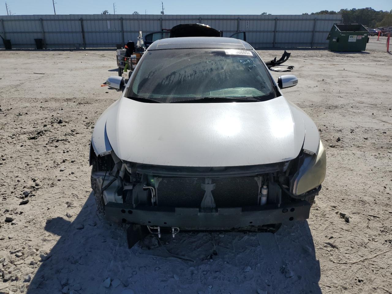 Nissan Maxima S Image 4