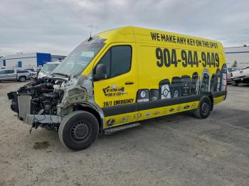  Salvage Mercedes-Benz Sprinter