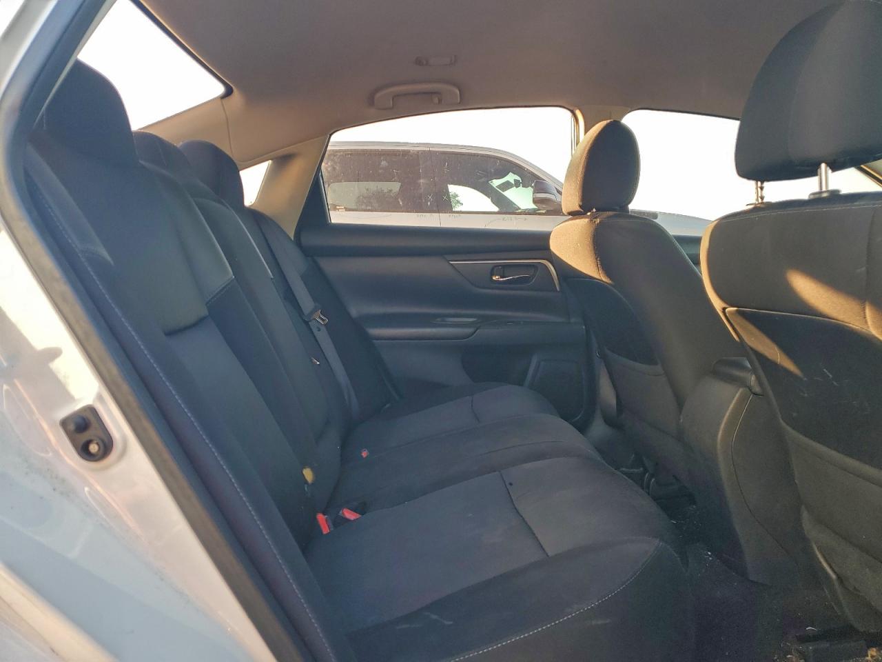 Nissan Altima 2.5 Image 10